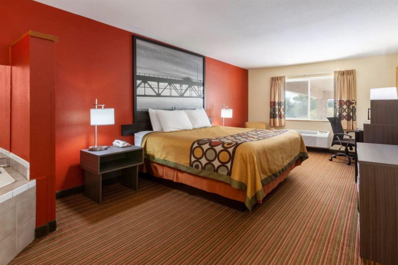 Motel Super 8 By Wyndham Big Rapids Esterno foto