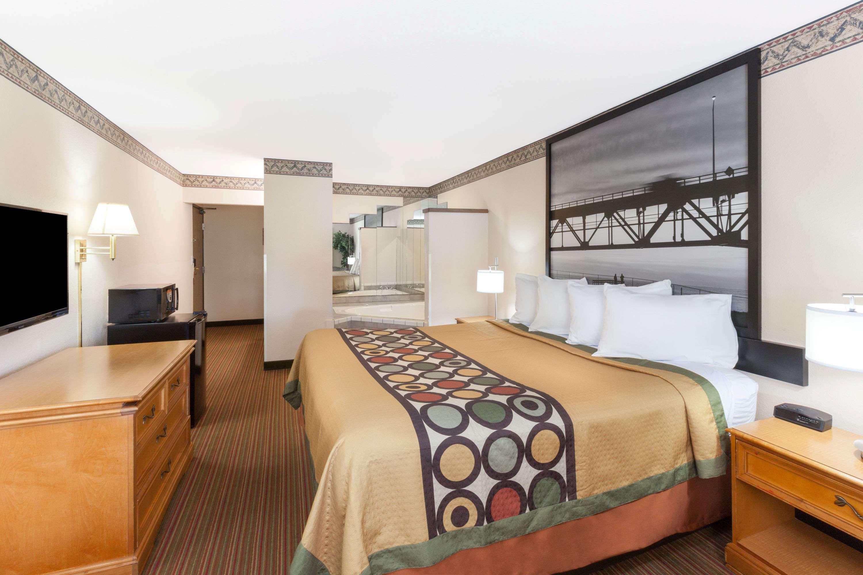Motel Super 8 By Wyndham Big Rapids Esterno foto