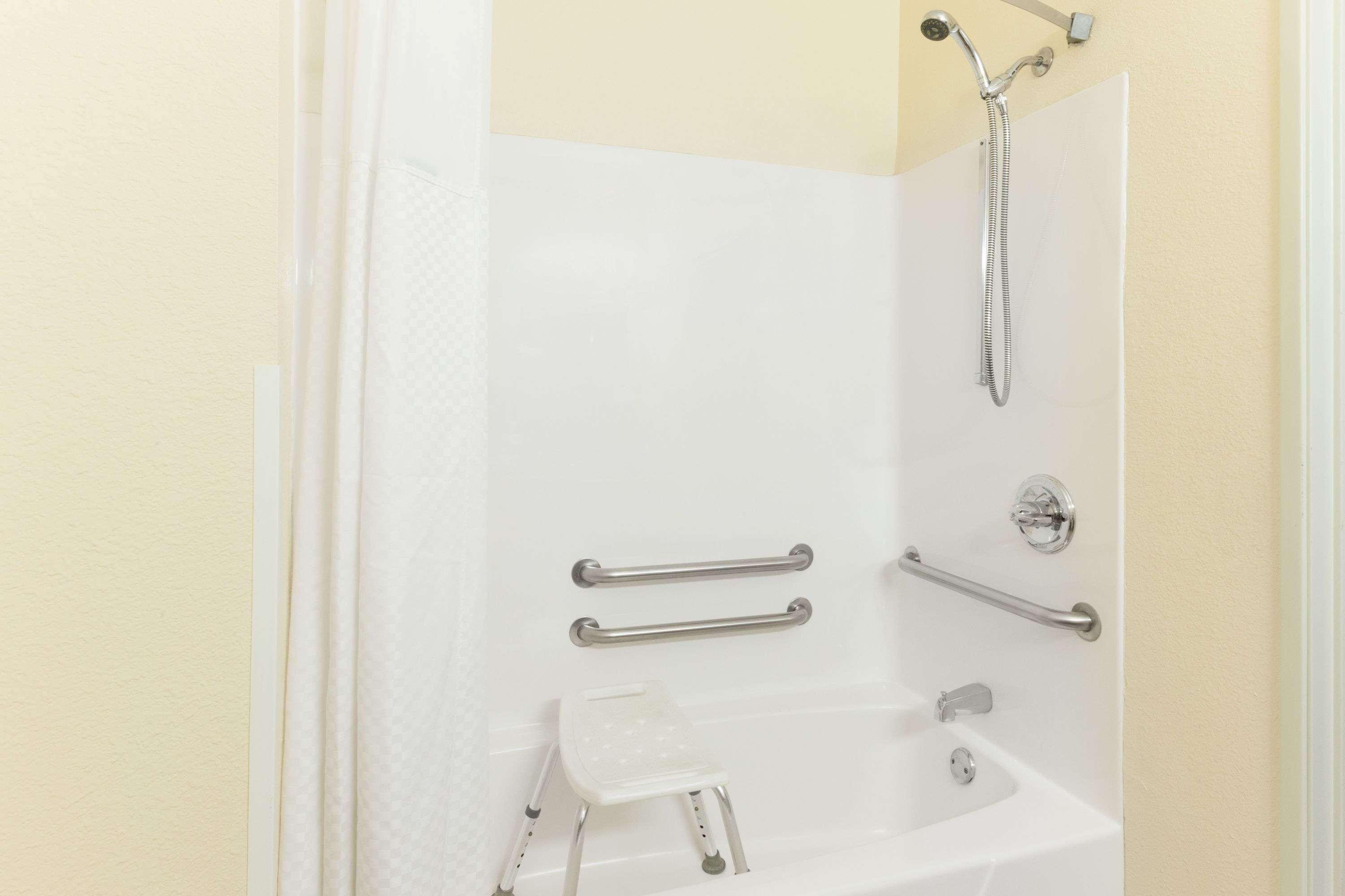 Motel Super 8 By Wyndham Big Rapids Esterno foto
