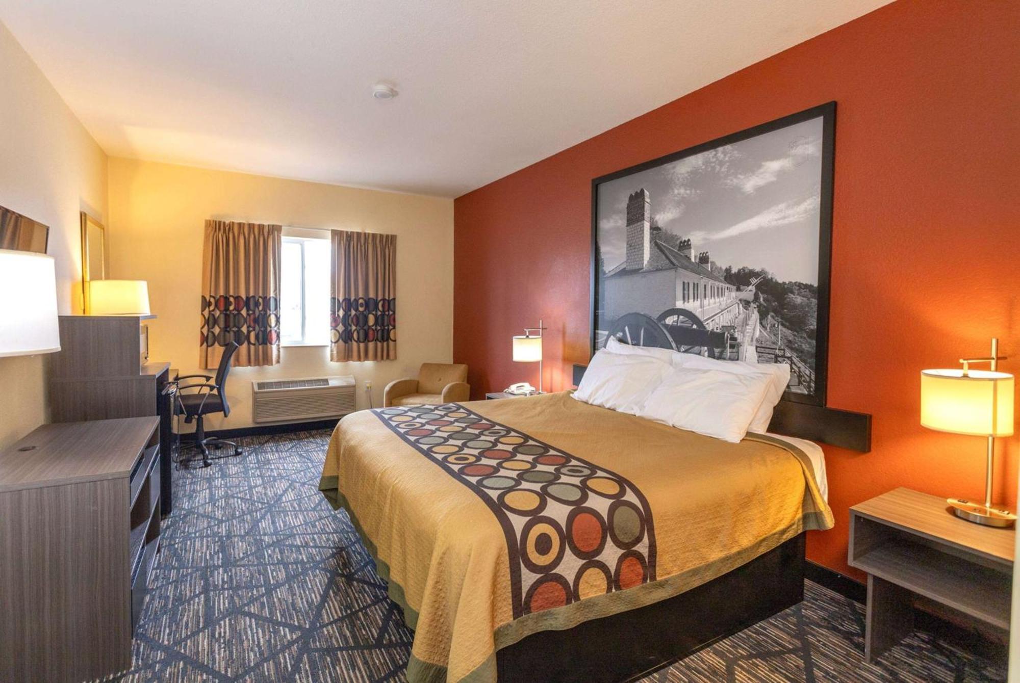 Motel Super 8 By Wyndham Big Rapids Esterno foto