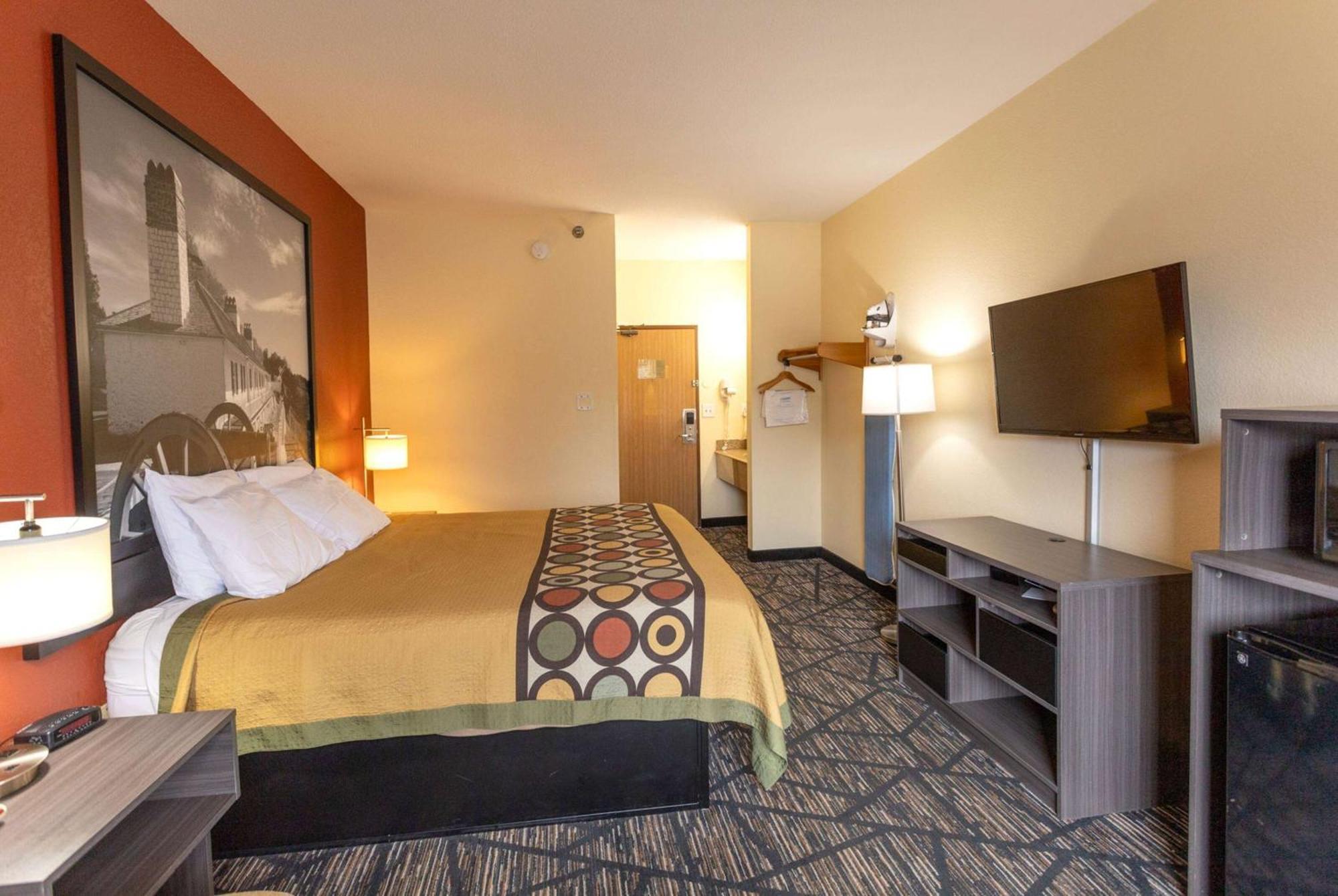 Motel Super 8 By Wyndham Big Rapids Esterno foto